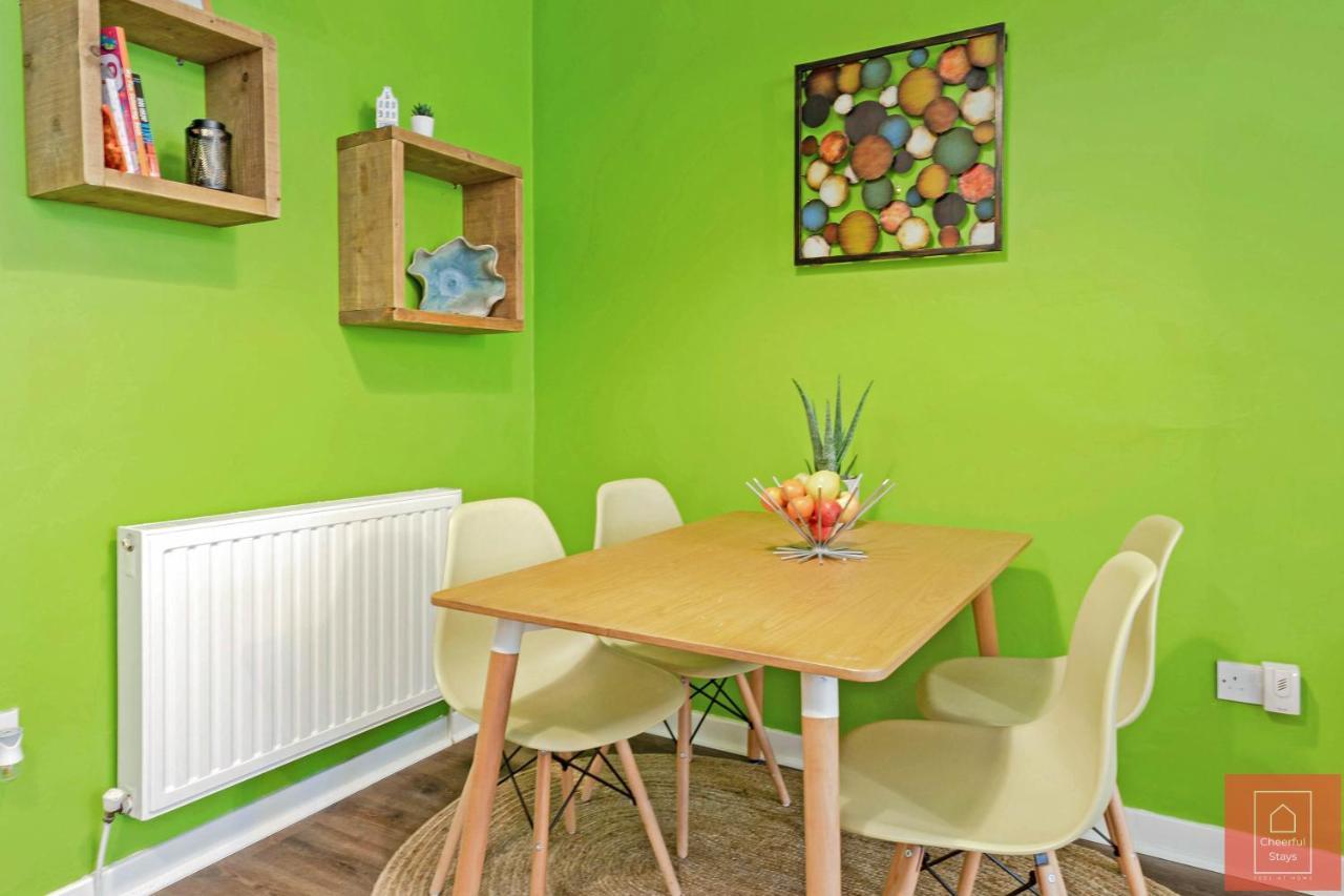 Cheerful Stays: Spacious Flat In Vibrant Leith Edimburgo Exterior foto